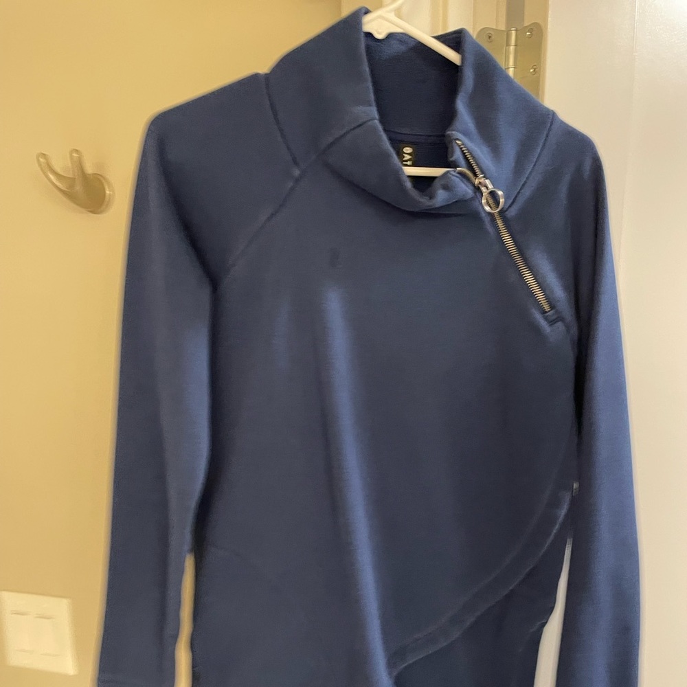 Athleta quarter zip